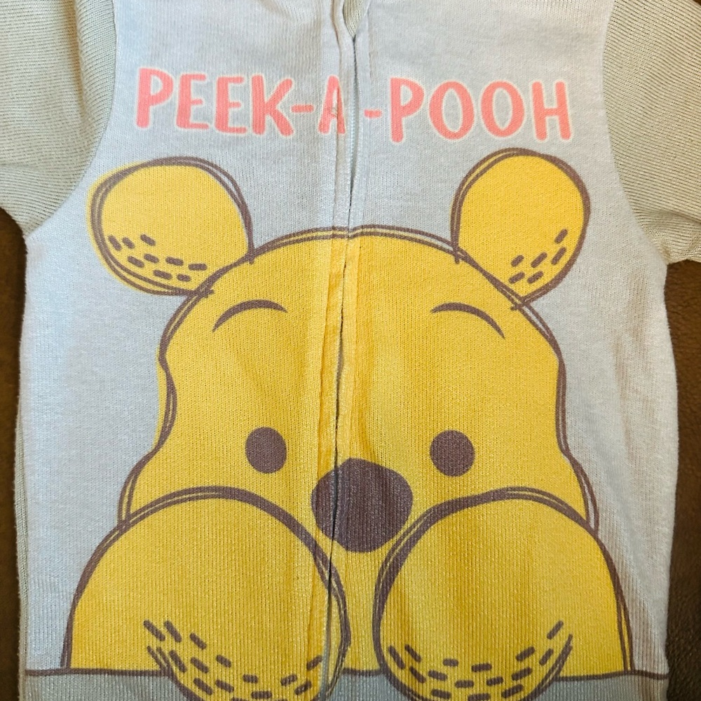 Peek-a-Pooh Sleep & Play 9M
